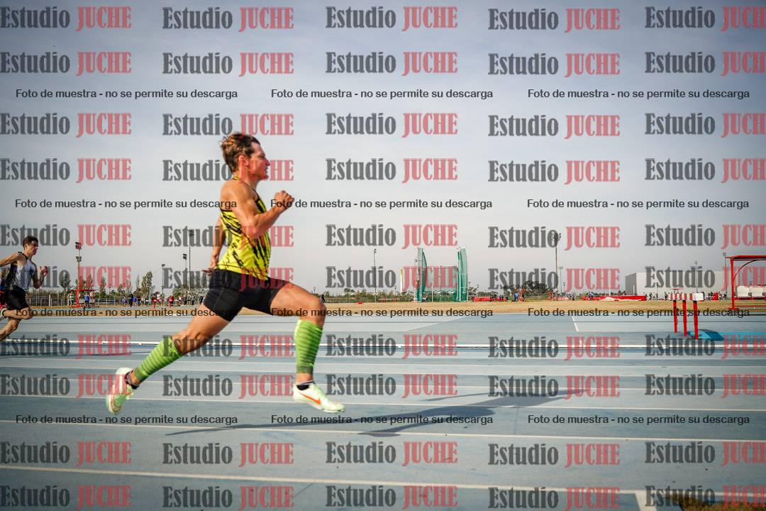 Fotos de los 200 m llanos de varones