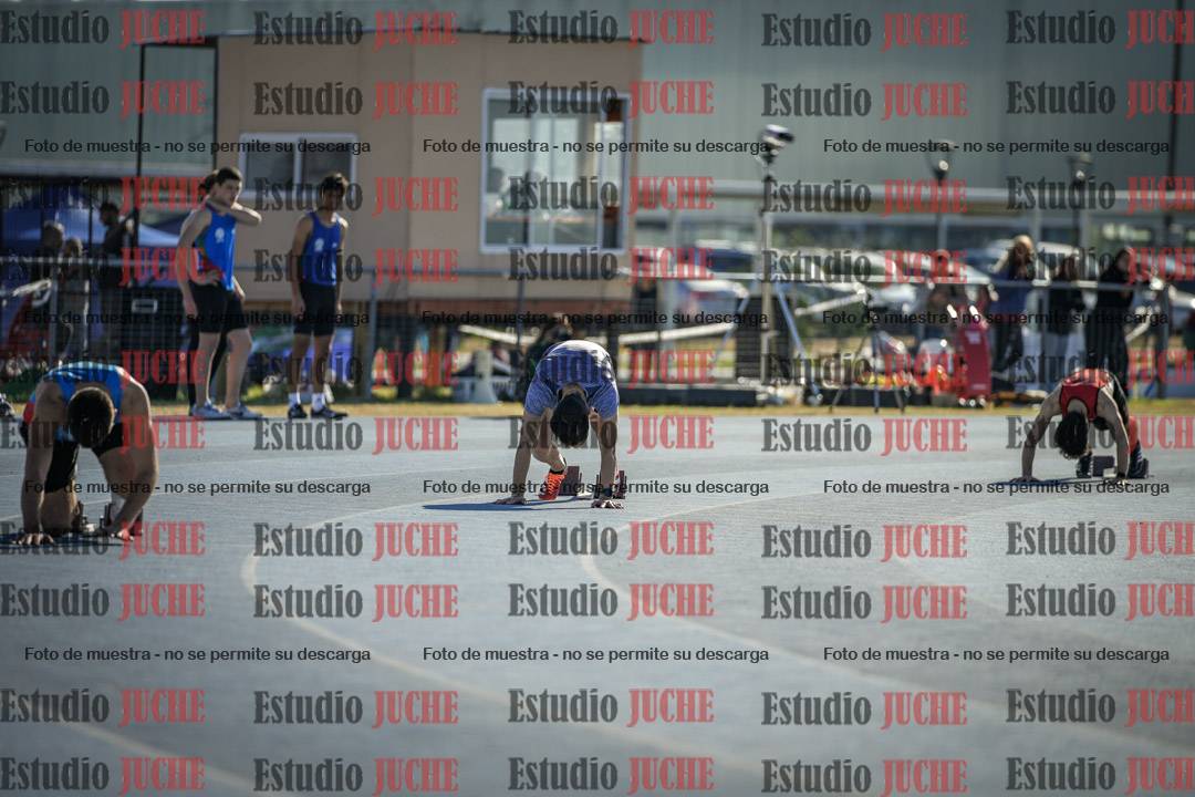 Fotos de los 400 m llanos de varones
