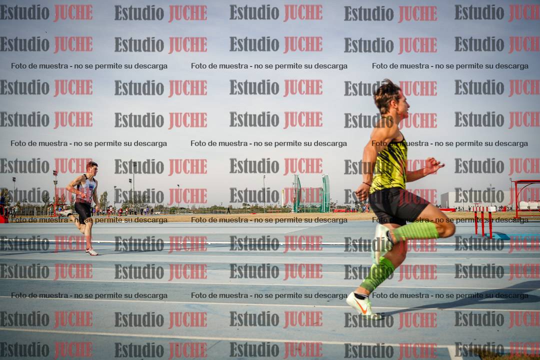 Fotos de los 200 m llanos de varones