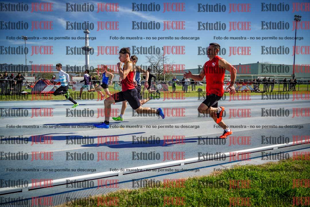 Fotos de los 100 m llanos de varones
