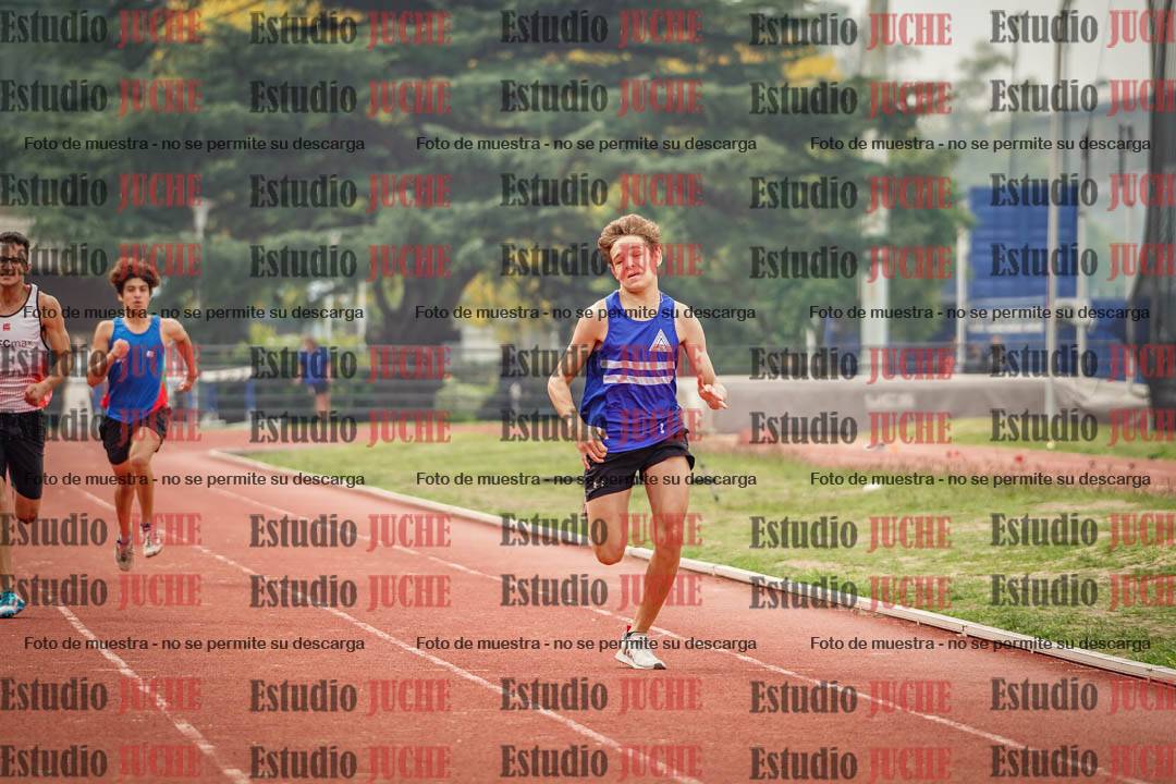 Fotos de los 200 m llanos de varones