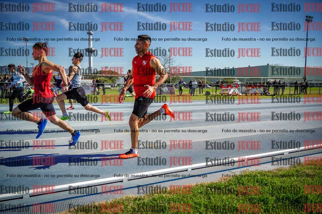 Fotos de los 100 m llanos de varones