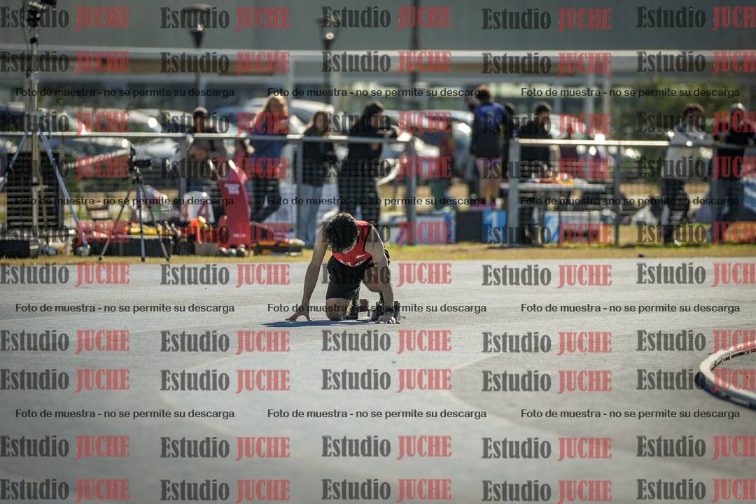 Fotos de los 400 m llanos de varones