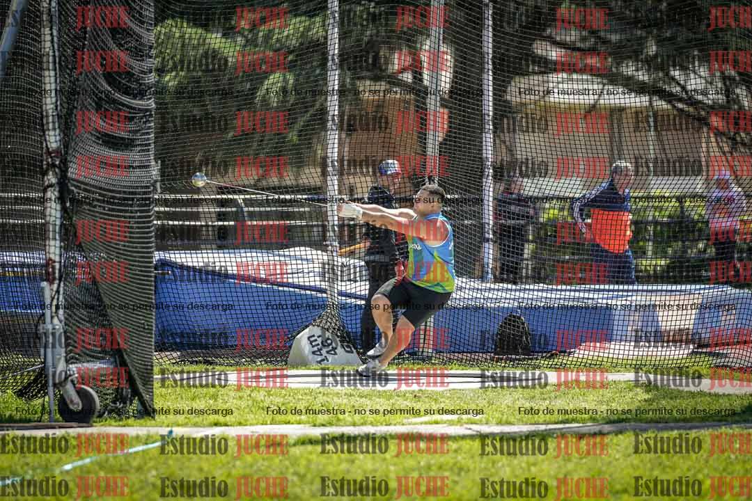 Fotos del lanzamiento de martillo de varones
