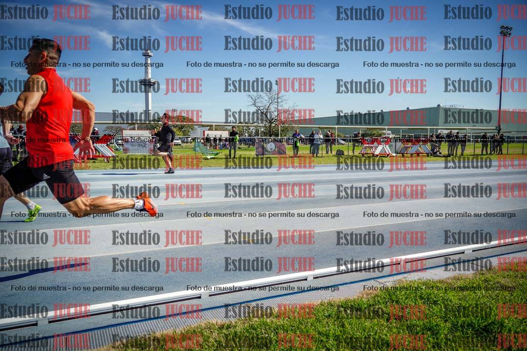 Fotos de los 100 m llanos de varones
