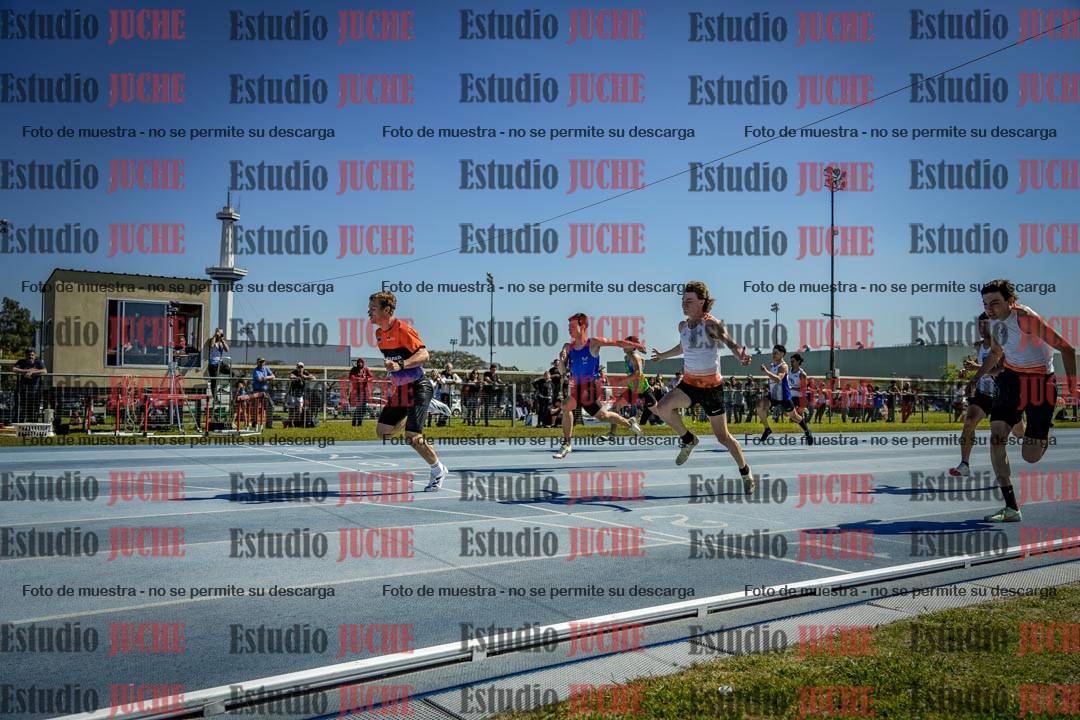 Fotos de los 100 m llanos de varones