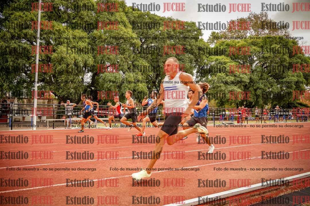 Fotos de los 100 m llanos de varones