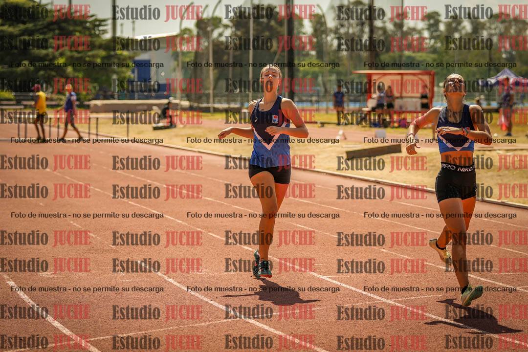Fotos de los 295 m con vallas de mujeres