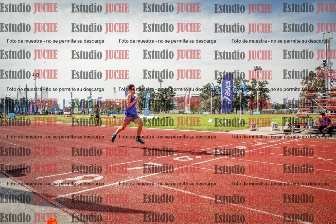 Fotos de los 400 m llanos de varones