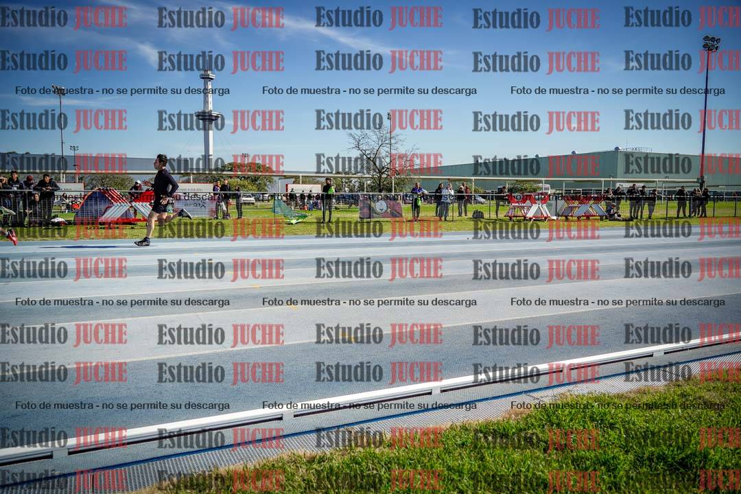 Fotos de los 100 m llanos de varones