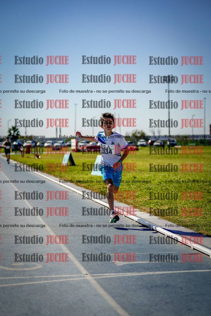 Fotos de los 1000 m llanos de varones