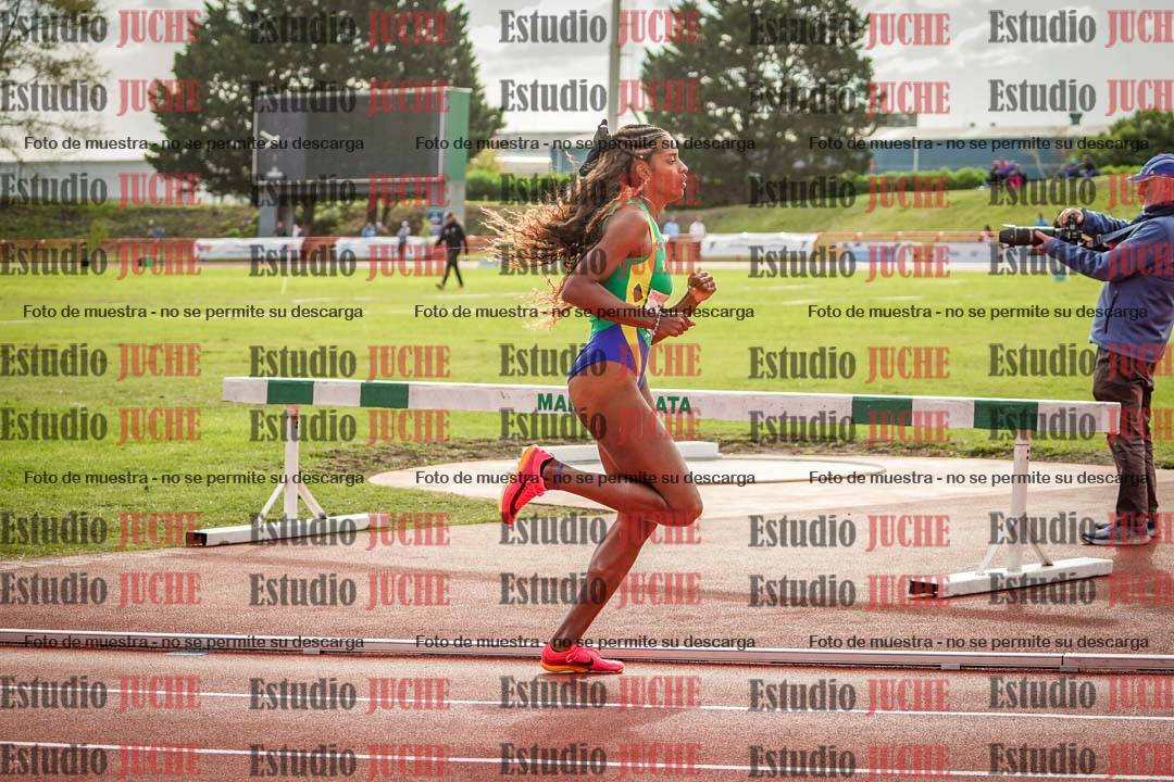 Fotos de los 800 m llanos de mujeres - hepta 7