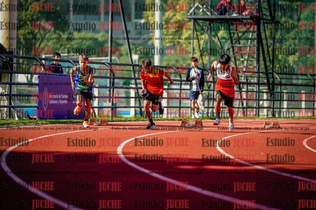Fotos de los 150 m llanos de varones