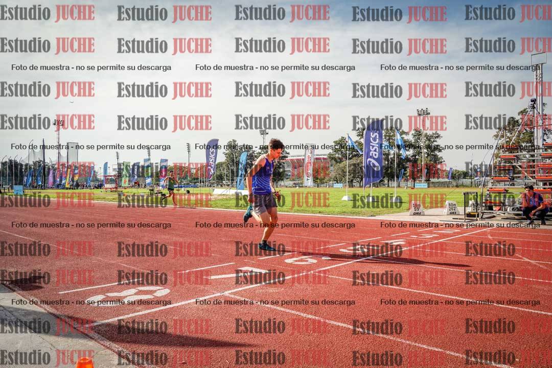 Fotos de los 400 m llanos de varones