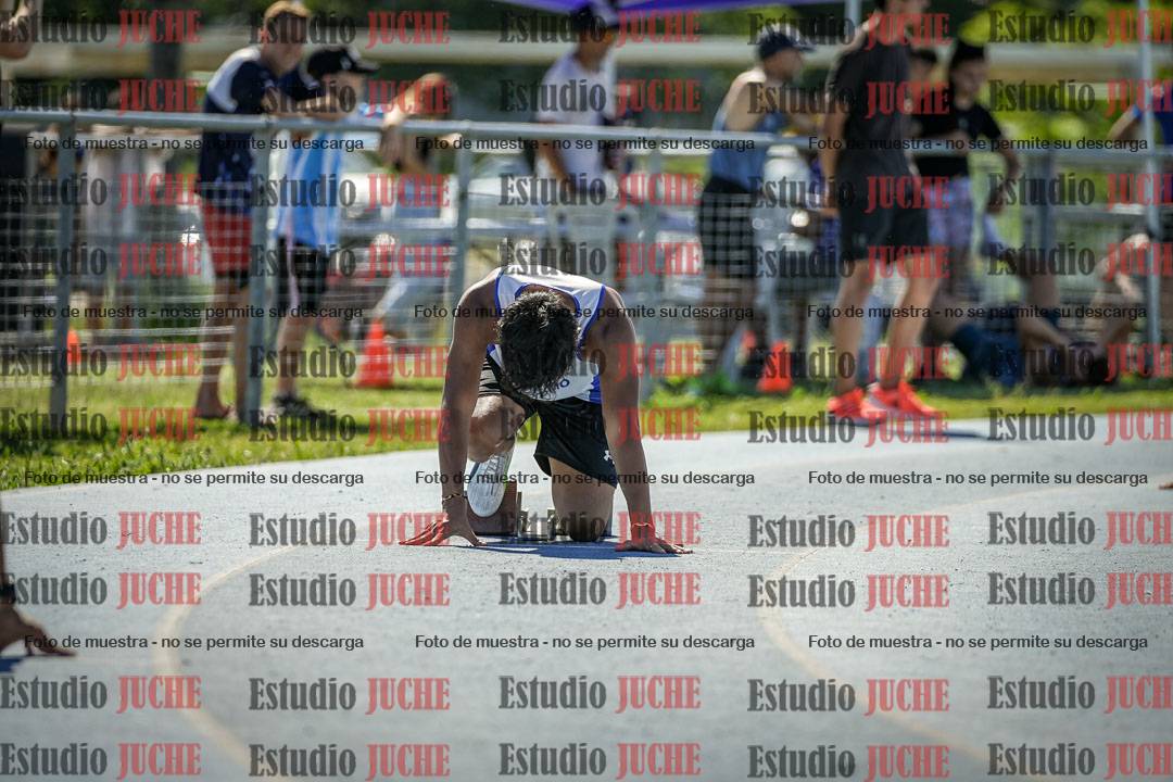 Fotos de los 400 m llanos de varones