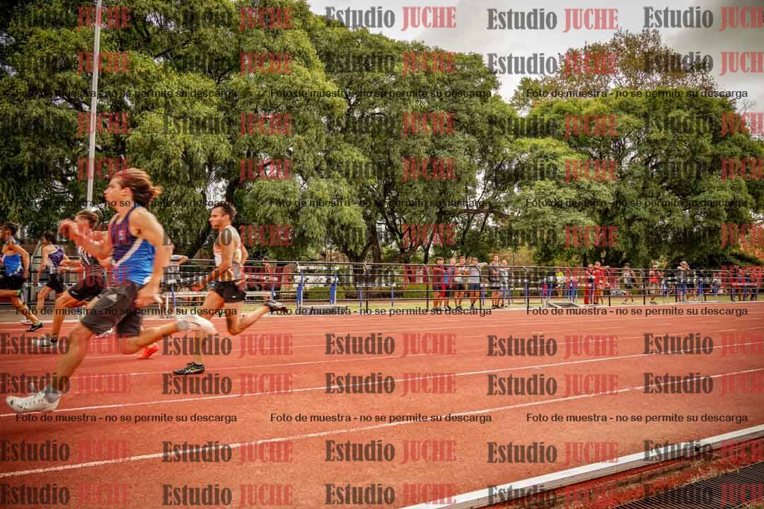 Fotos de los 100 m llanos de varones