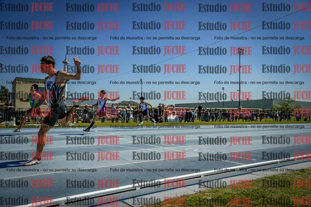 Fotos de los 100 m llanos de varones