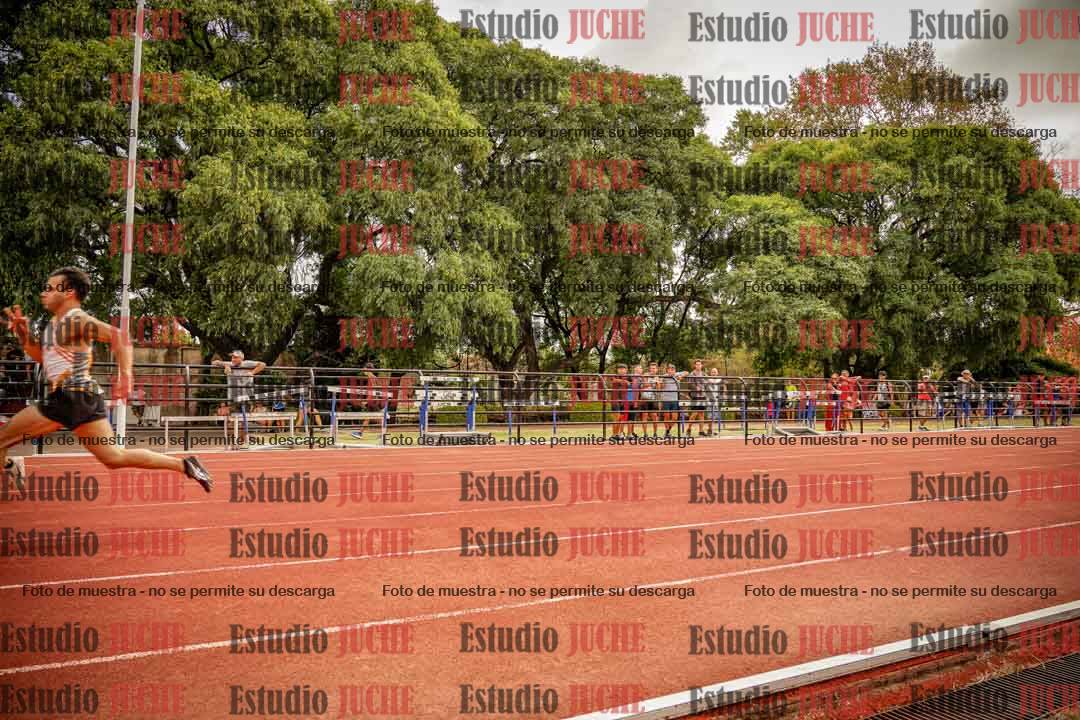 Fotos de los 100 m llanos de varones