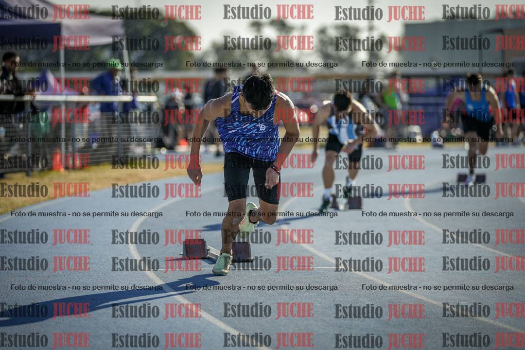 Fotos de los 400 m llanos de varones