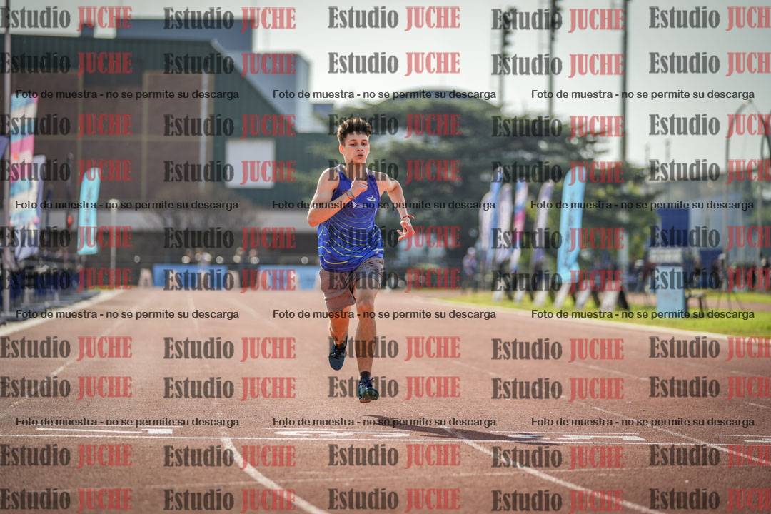 Fotos de los 400 m llanos de varones