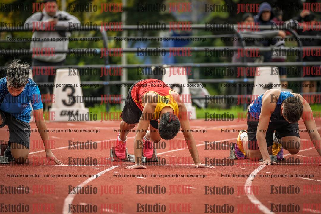 Fotos de los 100 m llanos de varones