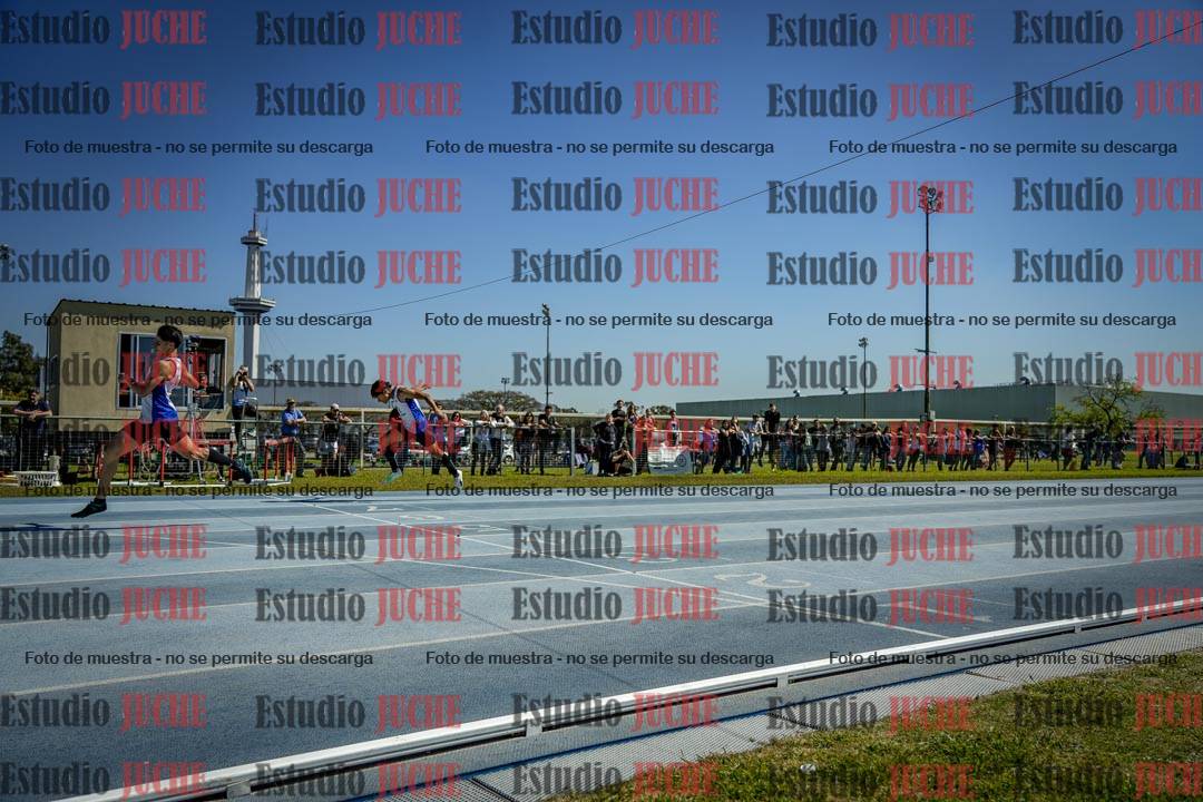 Fotos de los 100 m llanos de varones