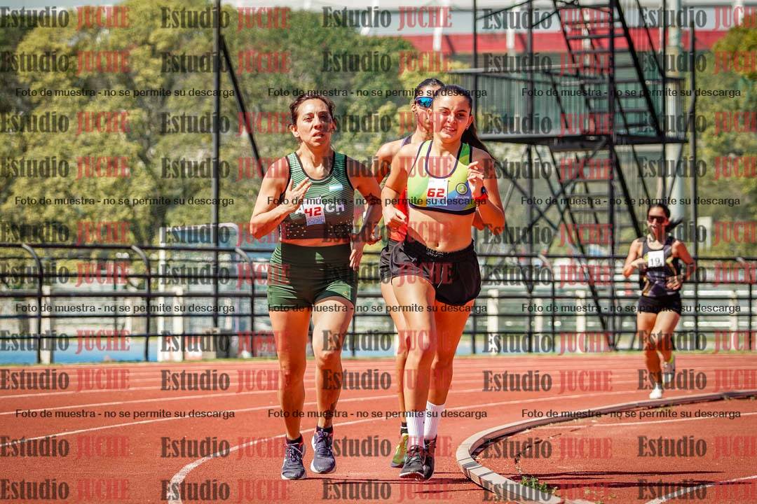 Fotos de los 1500 m llanos de mujeres