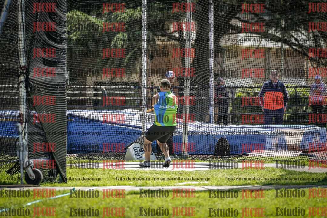 Fotos del lanzamiento de martillo de varones