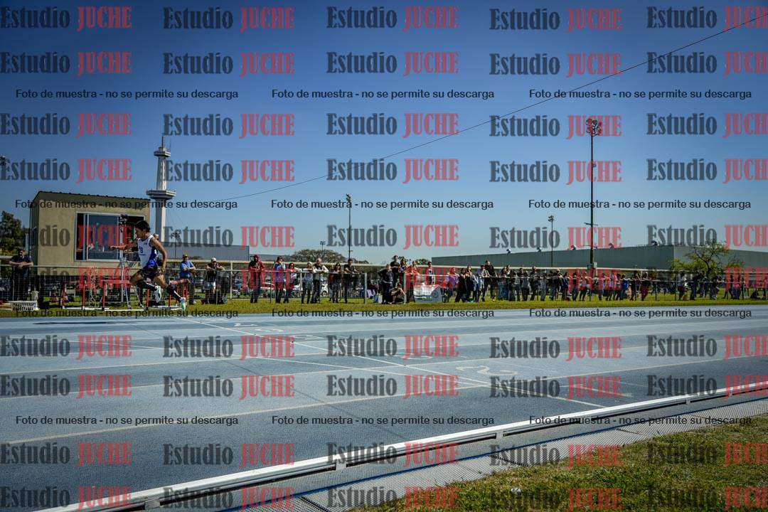 Fotos de los 100 m llanos de varones