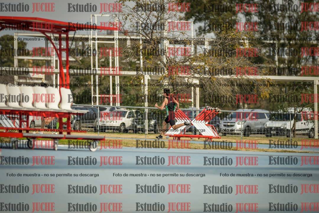 Fotos de los 200 m llanos de varones