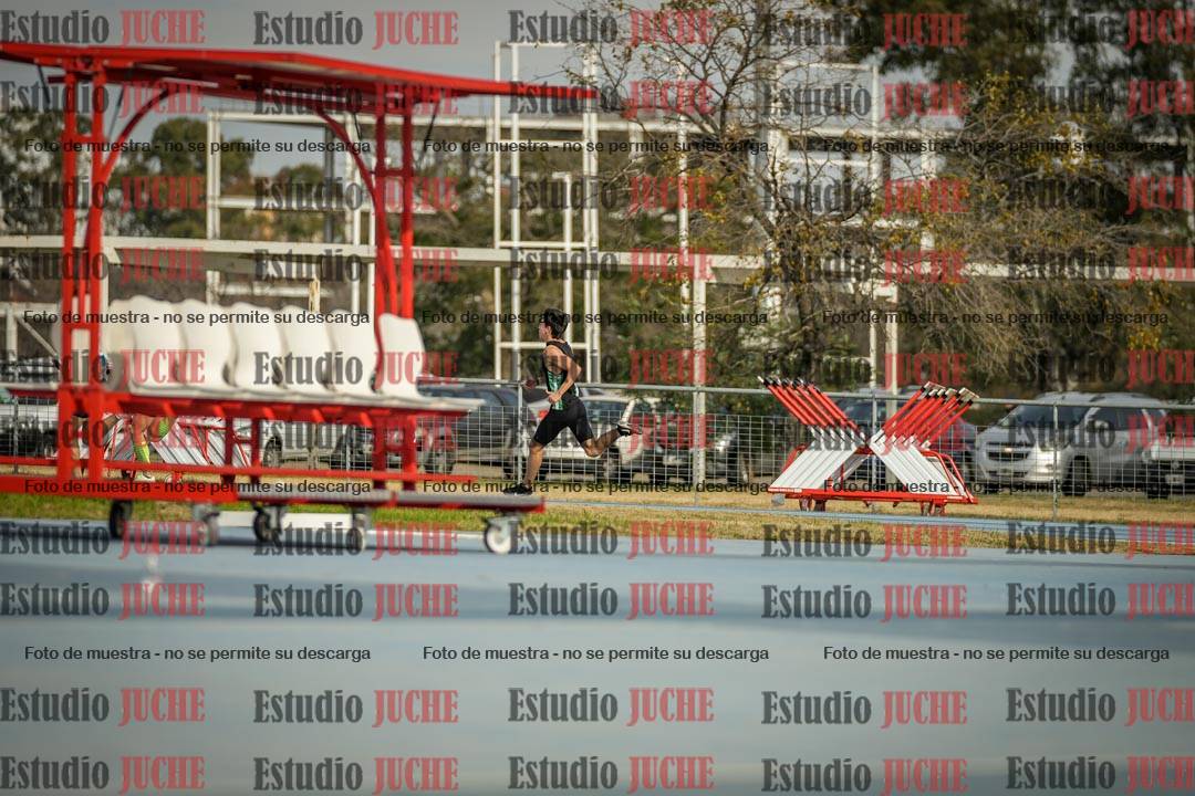 Fotos de los 200 m llanos de varones