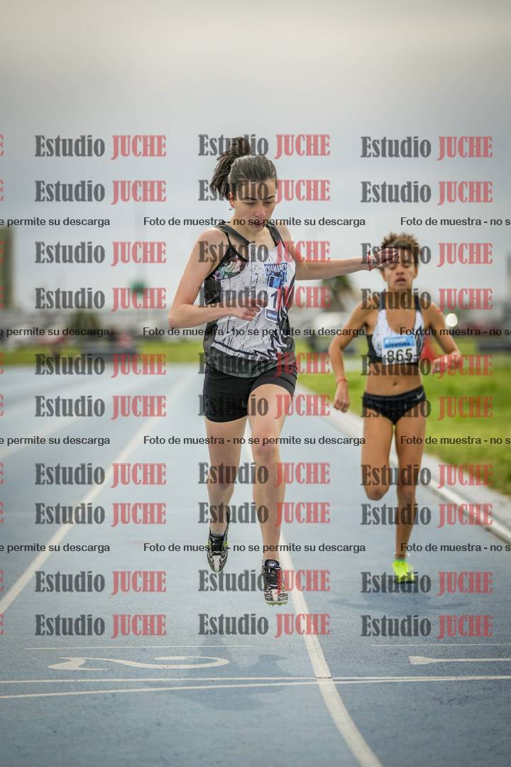 Fotos de los 800 m llanos de mujeres - U17