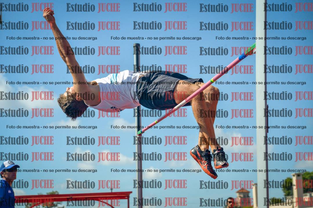 Fotos del salto en alto de varones