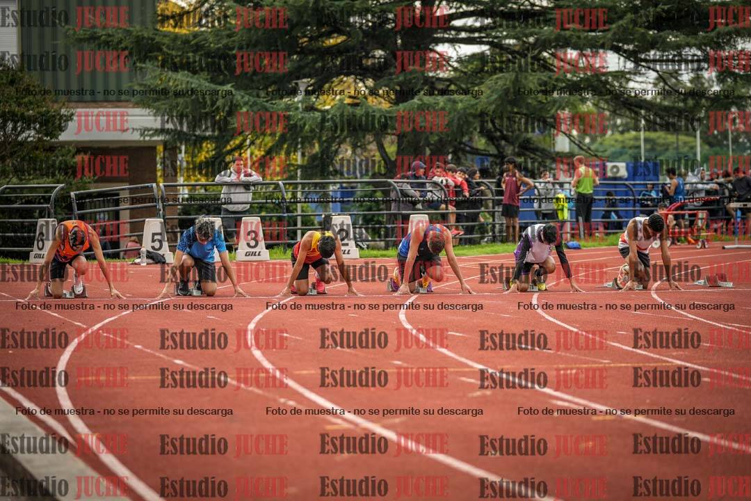 Fotos de los 100 m llanos de varones