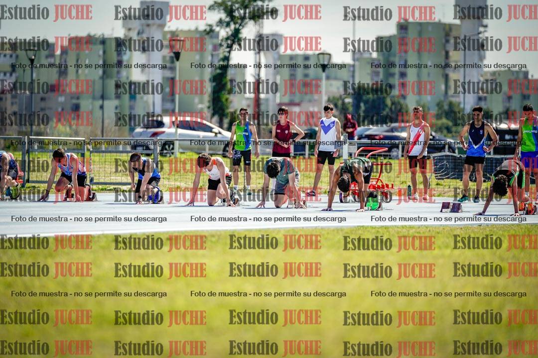Fotos de los 100 m llanos de varones