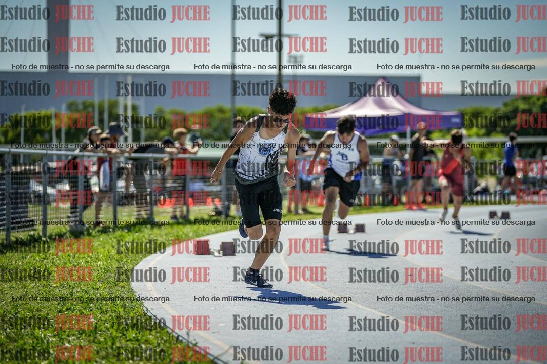 Fotos de los 400 m llanos de varones