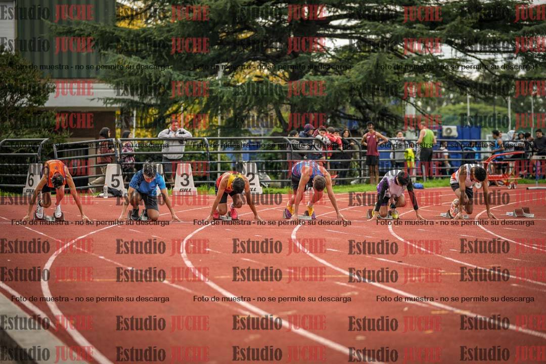 Fotos de los 100 m llanos de varones