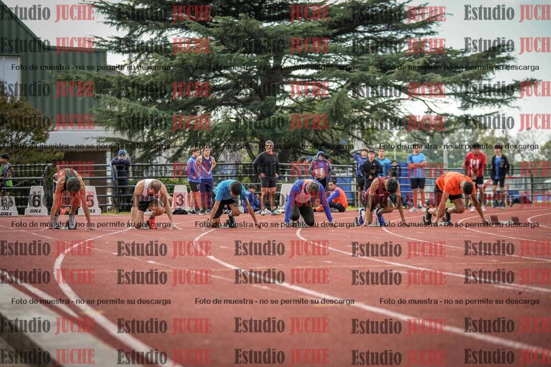 Fotos de los 100 m llanos de varones