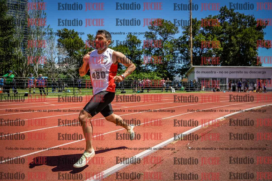 Fotos de los 800 m llanos de varones
