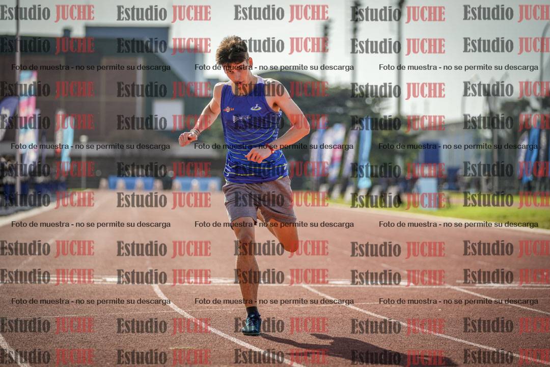 Fotos de los 400 m llanos de varones