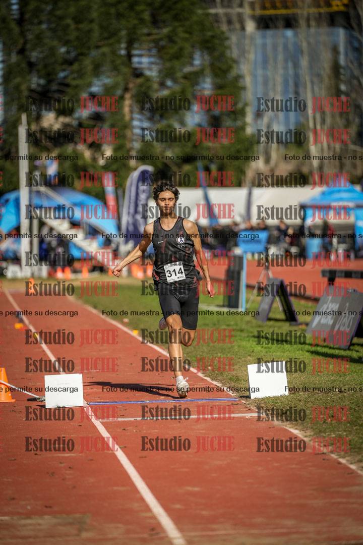 Fotos del salto triple de varones