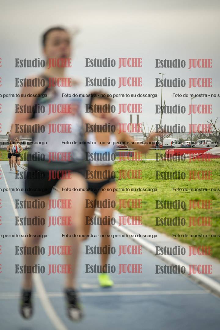 Fotos de los 800 m llanos de mujeres - U17