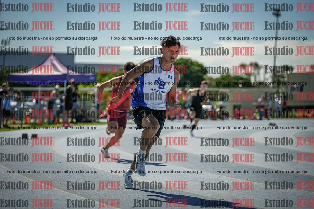 Fotos de los 400 m llanos de varones