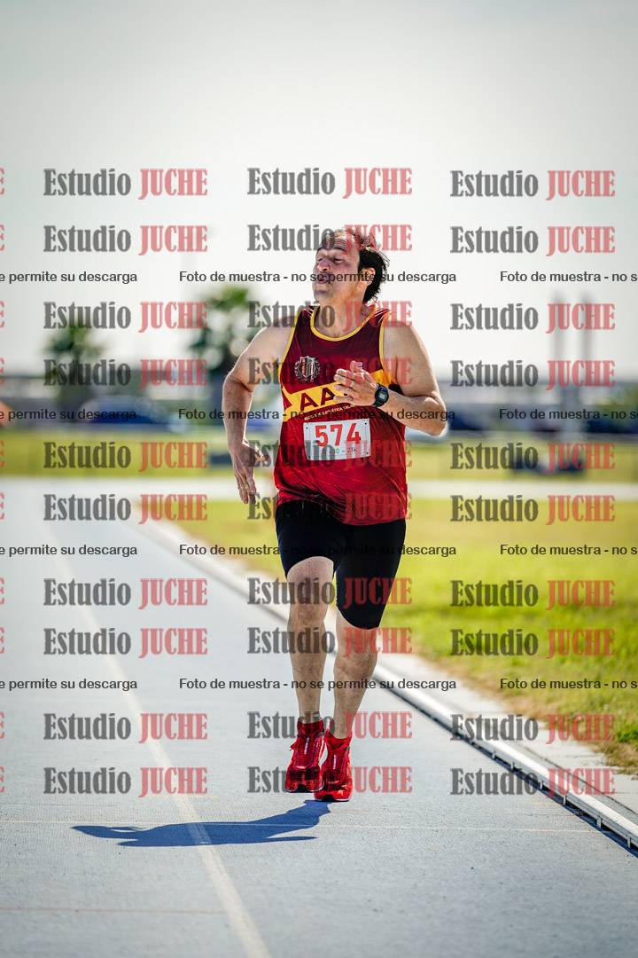 Fotos de los 800 m llanos de varones