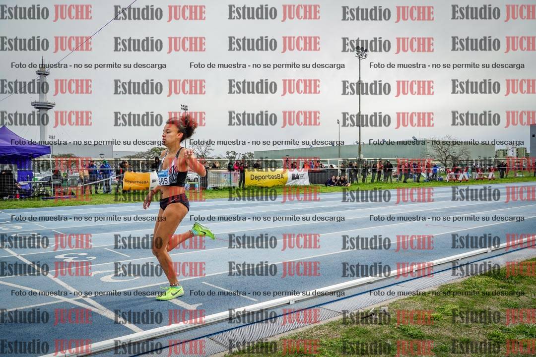 Fotos de los 800 m llanos de mujeres - U17