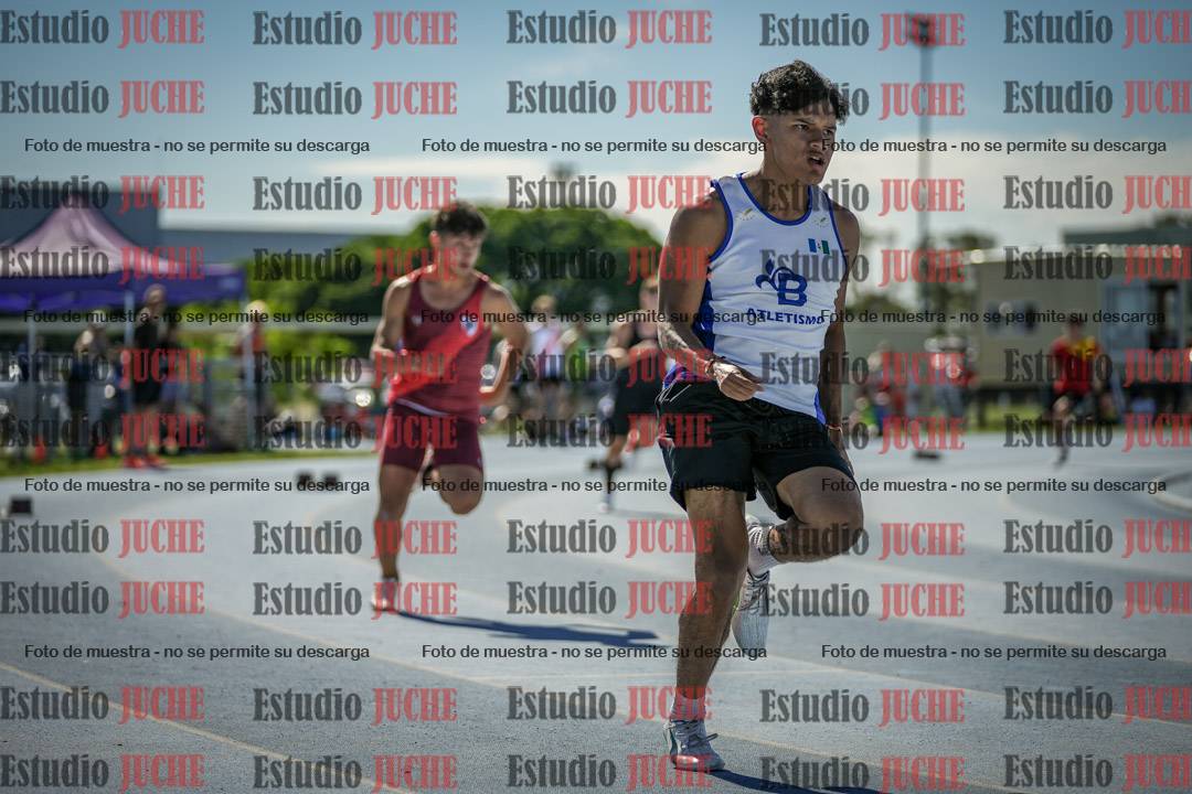 Fotos de los 400 m llanos de varones