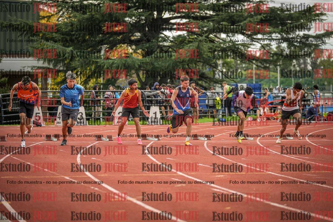 Fotos de los 100 m llanos de varones