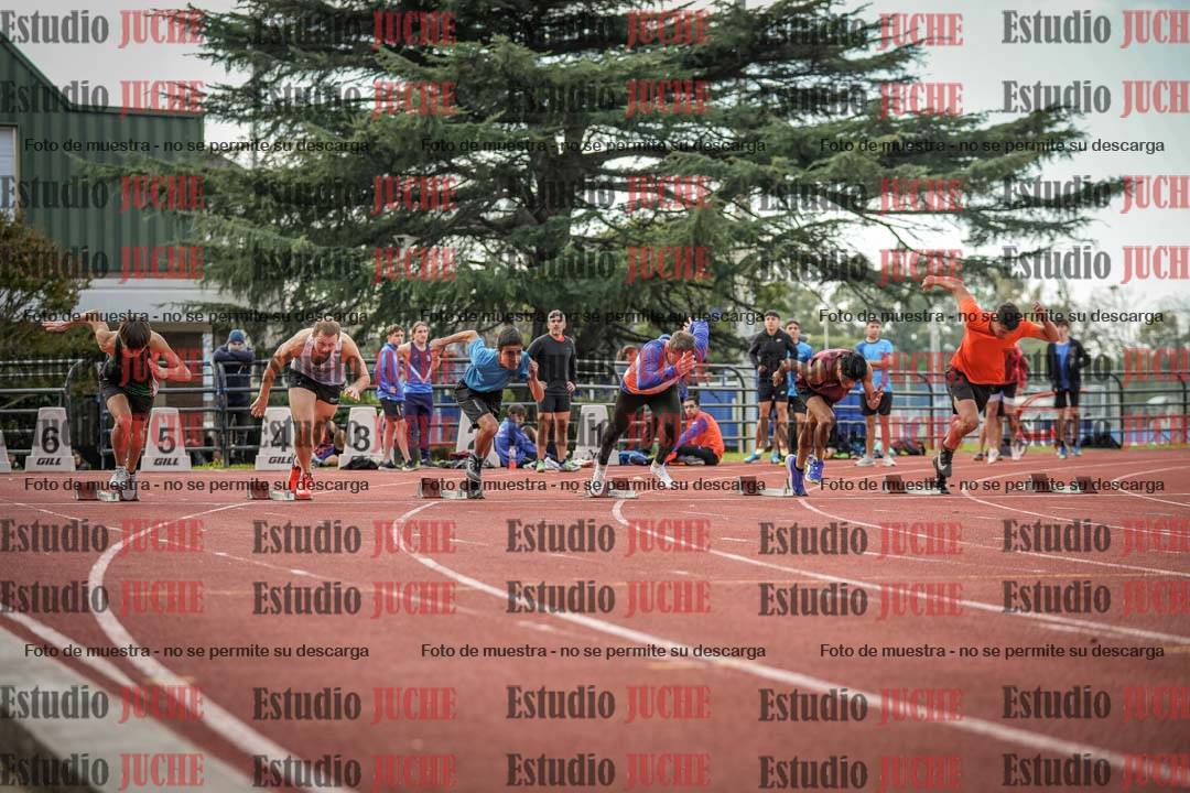 Fotos de los 100 m llanos de varones