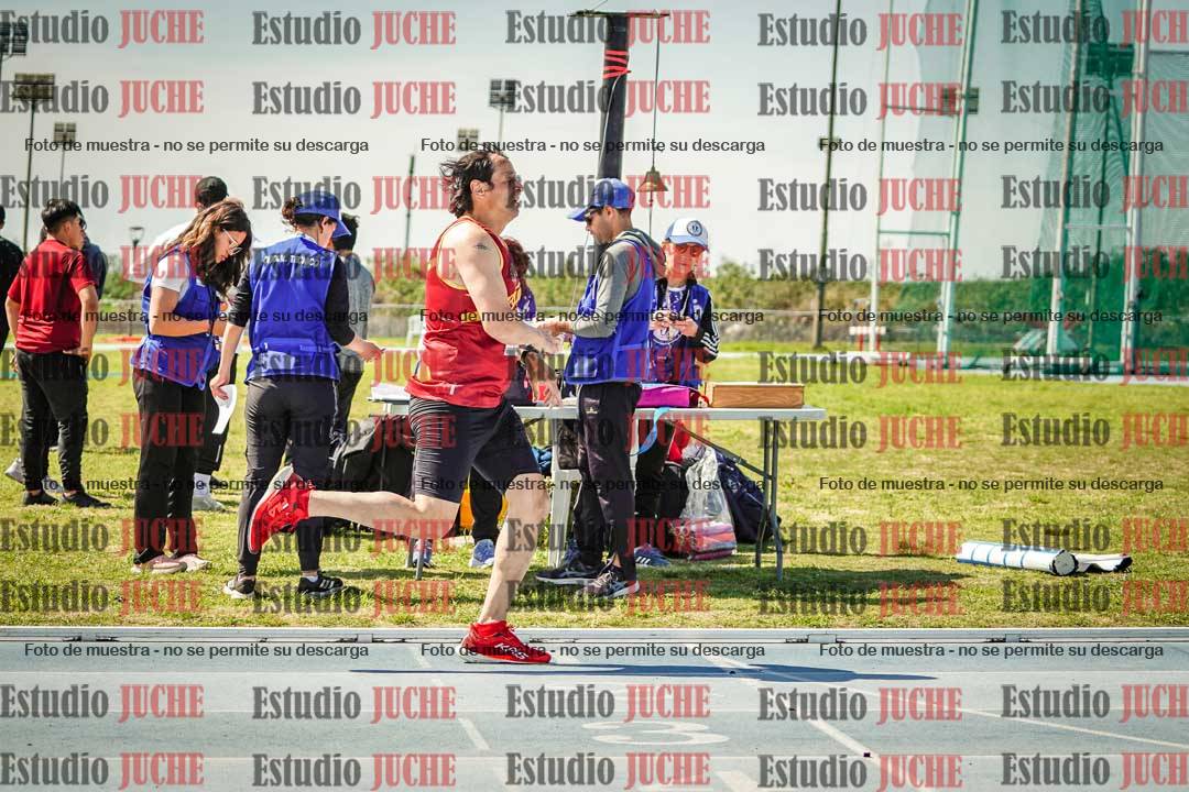 Fotos de los 800 m llanos de varones