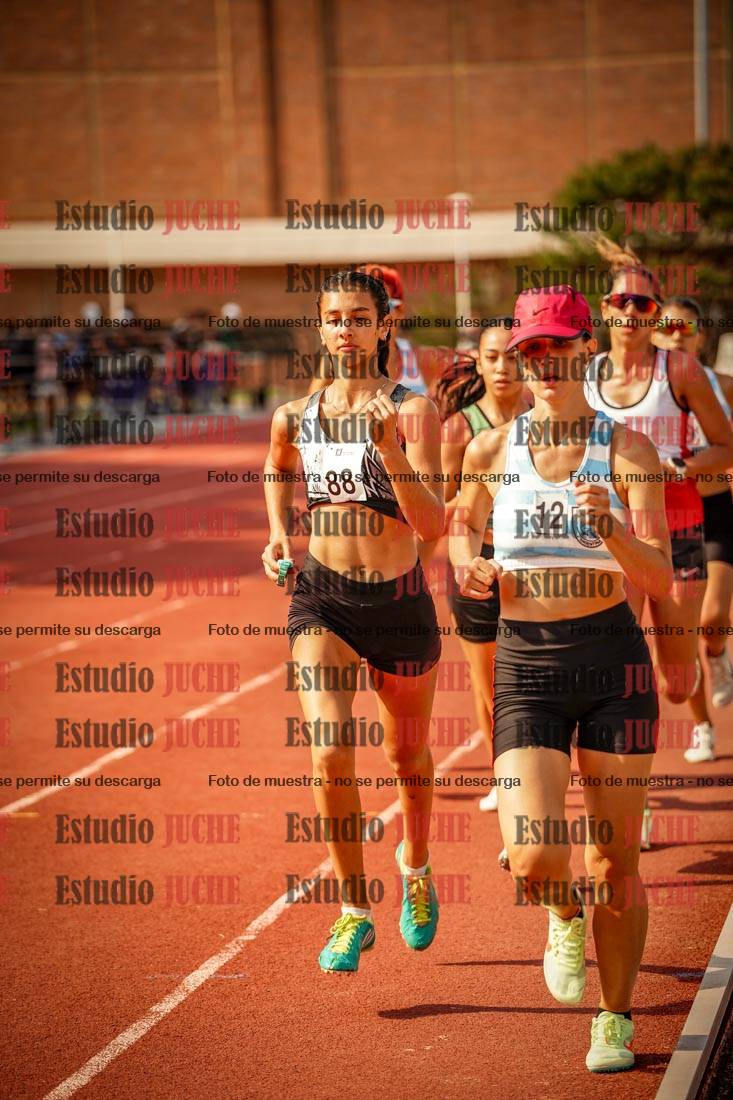Fotos de los 1500 m llanos de mujeres